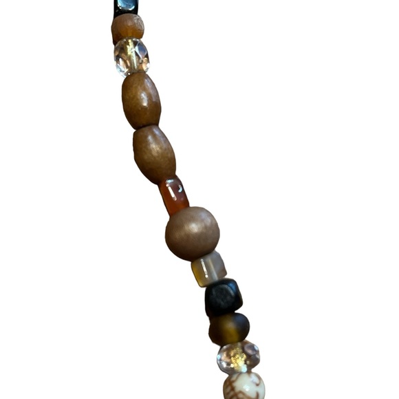 Carved Brown Jade Pendant Necklace - Picture 4 of 6